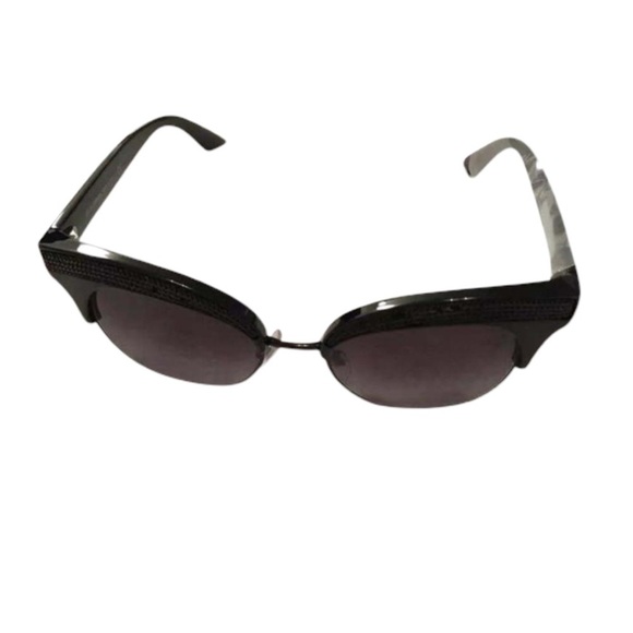 $540 Dolce&Gabbana Sequin Brows Sunglasses Embellished Cat Eye Black Runway NWT - Picture 6 of 13